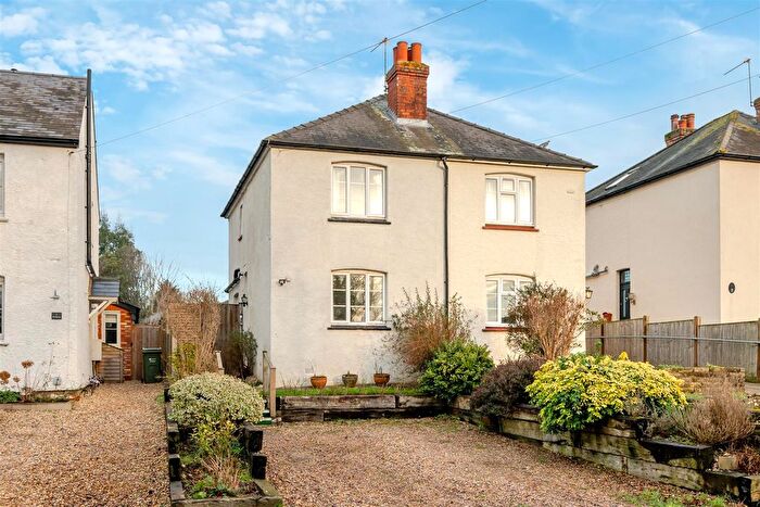 2 Bedroom Property To Rent In Long Reach, West Horsley, Leatherhead, KT24