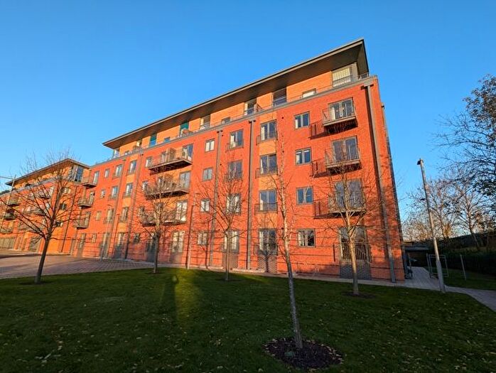 2 Bedroom Flat To Rent In Lockwheel House, Diglis, Worcester, WR5