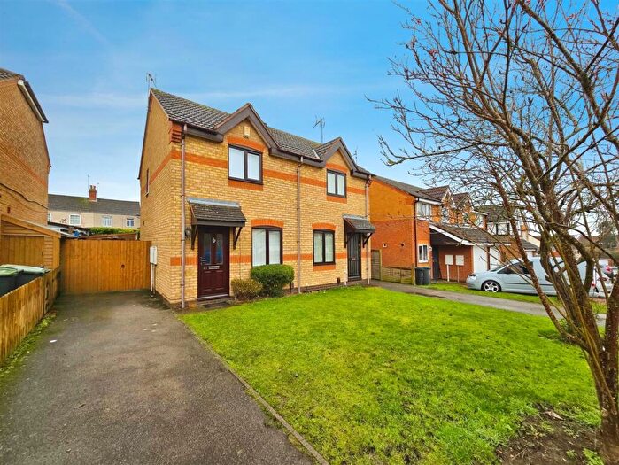 2 Bedroom Semi Detached House To Rent In Cunningham Close, Higham Ferrers, Northants, NN10