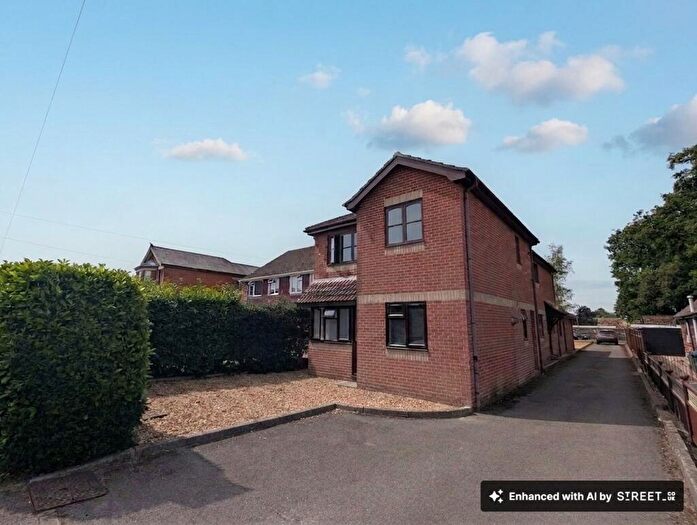 1 Bedroom Flat To Rent In Hill Lane, Southampton, SO15