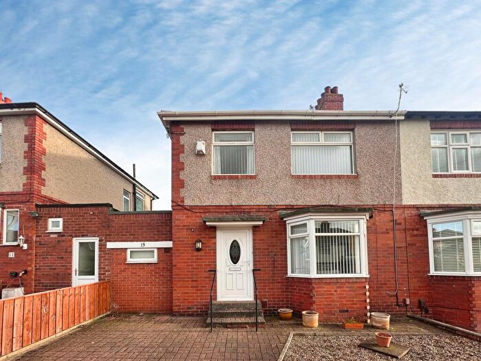 3 Bedroom Semi Detached House For Sale In Duchess Drive, Denton Burn, Newcastle Upon Tyne, NE15