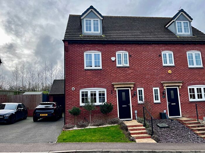 4 Bedroom Semi Detached House For Sale In Farmers Way, Rothley, Leicester, LE7