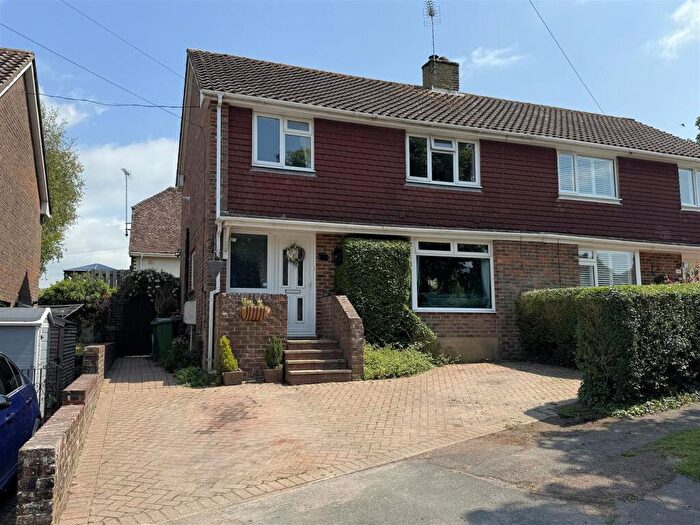 3 Bedroom Semi-Detached House For Sale In Manor Road, Upper Beeding, BN44