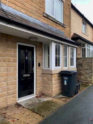 1 Bedroom Flat To Rent In Elizabeth Street, Elland, Halifax, HX5