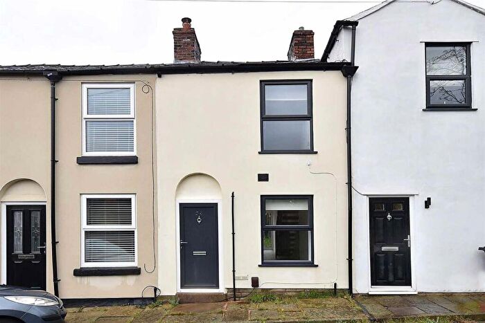 2 Bedroom Cottage For Sale In Princess Street, Bollington, SK10