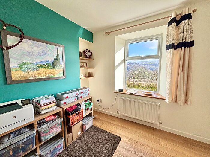 4 Bedroom Detached House For Sale In Gellyfowy Road, Pontardawe, Swansea., SA8