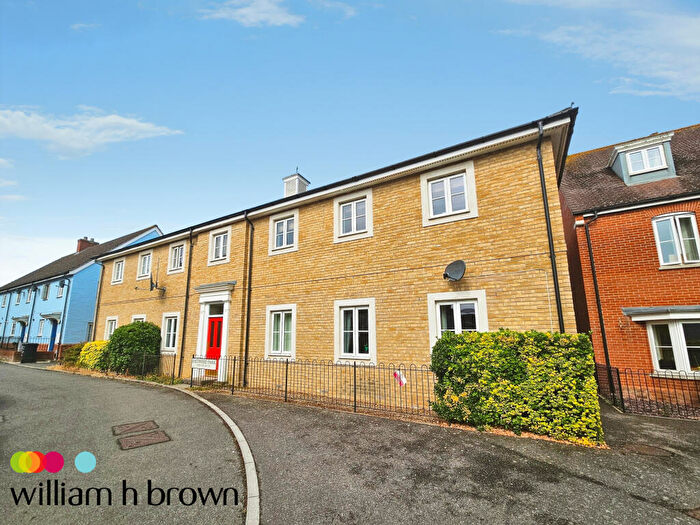 2 Bedroom Apartment To Rent In Eastwood Park, Great Baddow, Chelmsford, CM2