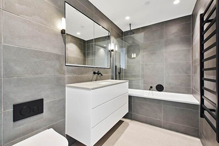 1 Bedroom Apartment To Rent In Oberman Road, London, NW10