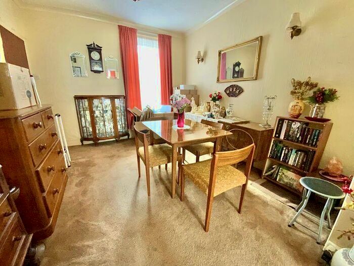 3 Bedroom Detached House For Sale In Fenton Road, Southbourne, Bournemouth, BH6