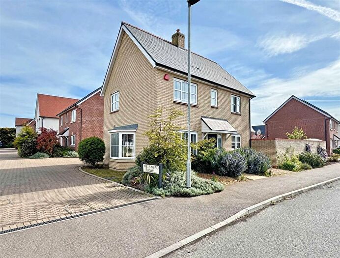 3 Bedroom Detached House For Sale In Willis Mead Road, Great Leighs, Chelmsford, CM3