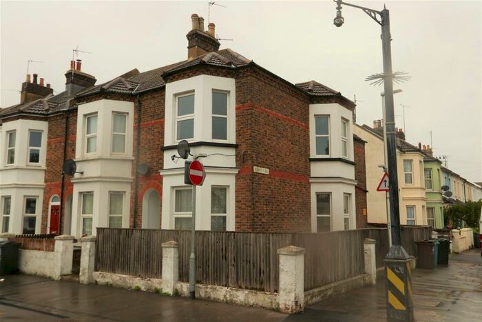 3 Bedroom End Of Terrace House To Rent In Ashford Road, Eastbourne, BN21