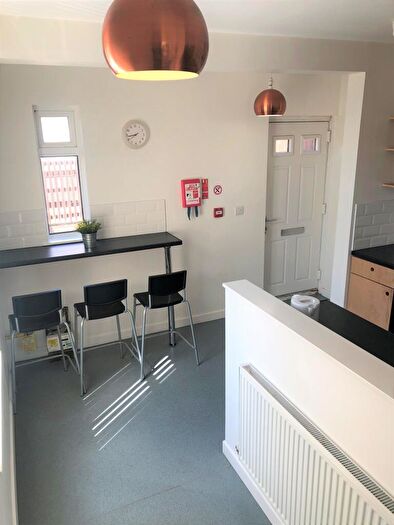 5 Bedroom House To Rent In Dillwyn Street, City Centre, Swansea, SA1