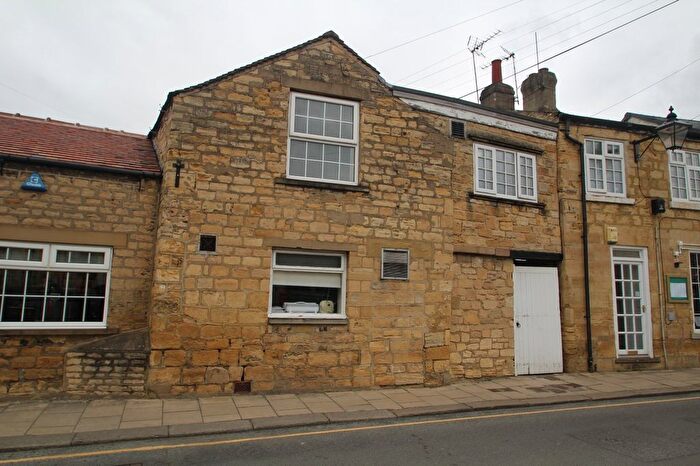 1 Bedroom Flat To Rent In Bank Street, Wetherby, West Yorkshire, LS22