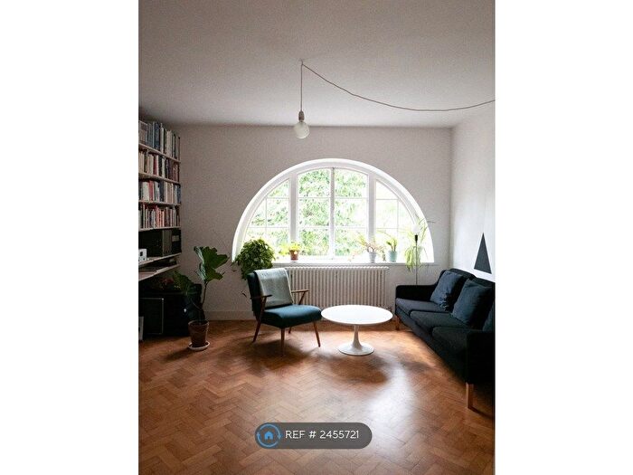 1 Bedroom Flat To Rent In Sylvester House, London, E8