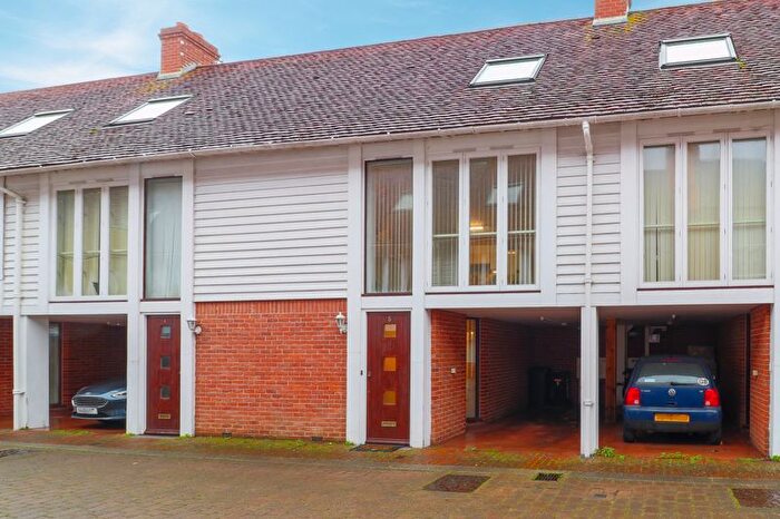 2 Bedroom Terraced House To Rent In Cobden Place, Canterbury, CT1