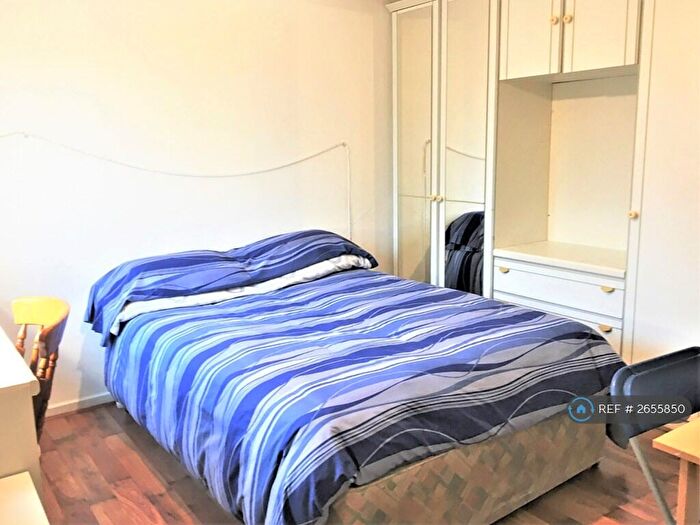 1 Bedroom Flat To Rent In Tilehouse Close, Headington, Oxford, OX3