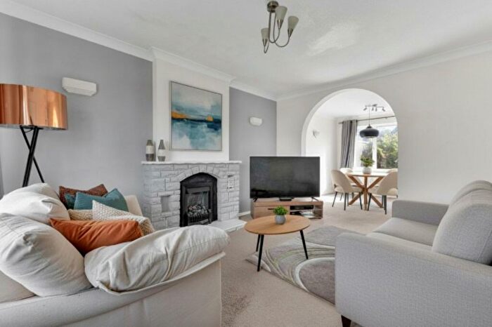 3 Bedroom Semi-Detached House For Sale In Greenfield Gardens, Rotherham, S66