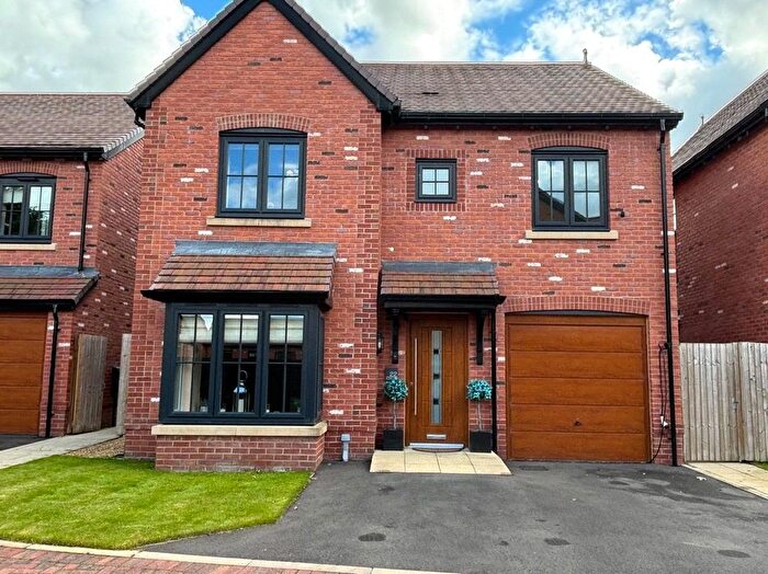 4 Bedroom Detached House For Sale In Alder Way, Holmes Chapel, Crewe, Cheshire, CW4