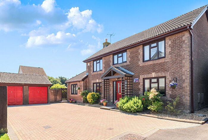4 Bedroom Detached House For Sale In Amberley Way, Wickwar, Wotton-under-Edge, Gloucestershire, GL12