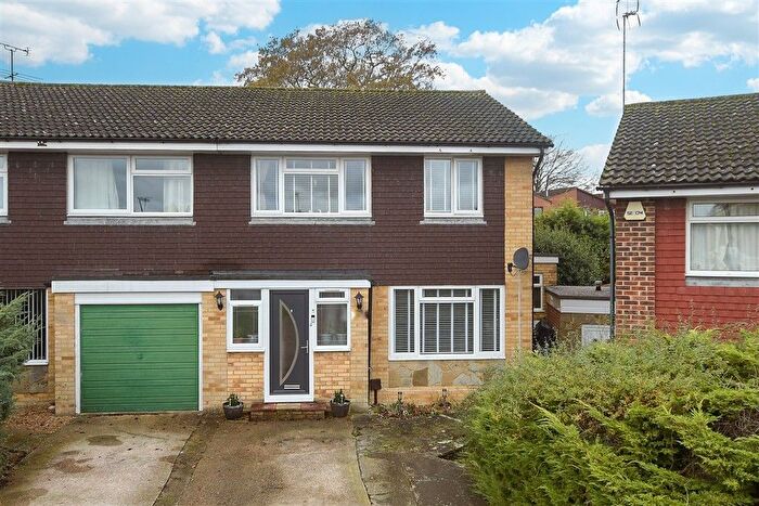 5 Bedroom Semi-Detached House For Sale In Sheddingdean Close, Burgess Hill, West Sussex, RH15