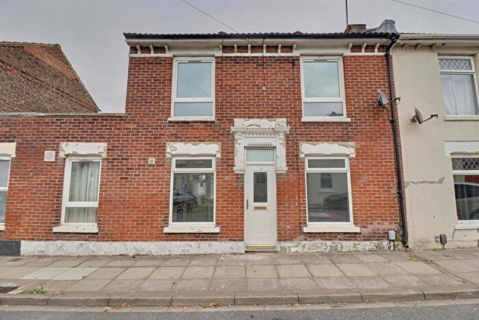 2 Bedroom House To Rent In Walker Road, Portsmouth, PO2