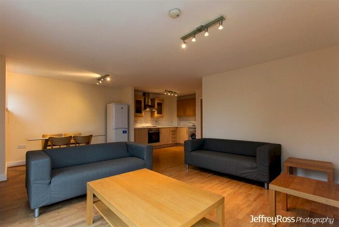 2 Bedroom Flat To Rent In Central Court, Roath, CF24