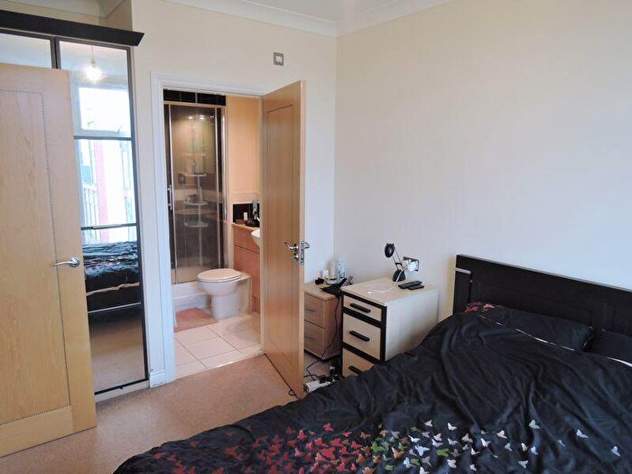 2 Bedroom Apartment To Rent In Crown House, Manchester, M22