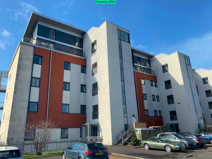 2 Bedroom Flat To Rent In Jackson Place, Bearsden, Glasgow, G61