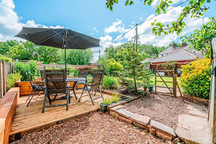 3 Bedroom End Of Terrace House For Sale In Holywell, Dorchester, DT2