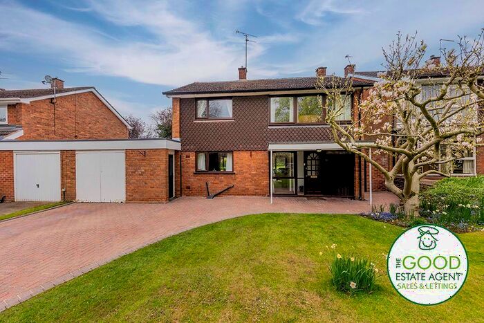 4 Bedroom Detached House To Rent In Dean Road, Wilmslow, SK9