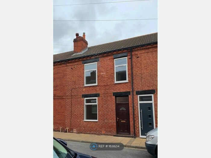 3 Bedroom Terraced House To Rent In Smawthorne Grove, Castleford, WF10