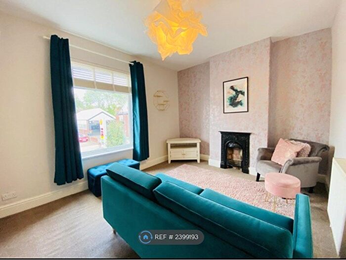 1 Bedroom Flat To Rent In Stockport Road, Marple, Stockport, SK6