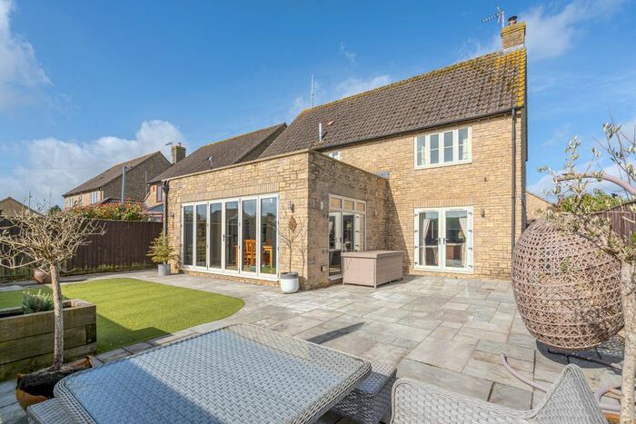 4 Bedroom Detached House For Sale In Chapel Corner, Watts Lane, Hullavington, Chippenham, SN14