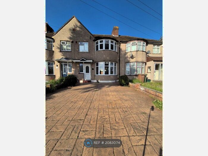 3 Bedroom Terraced House To Rent In Kew Crescent, Cheam, Sutton, SM3