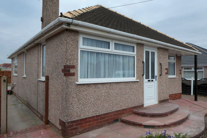 2 Bedroom Bungalow To Rent In Strickland Drive, Bare, Morecambe, LA4