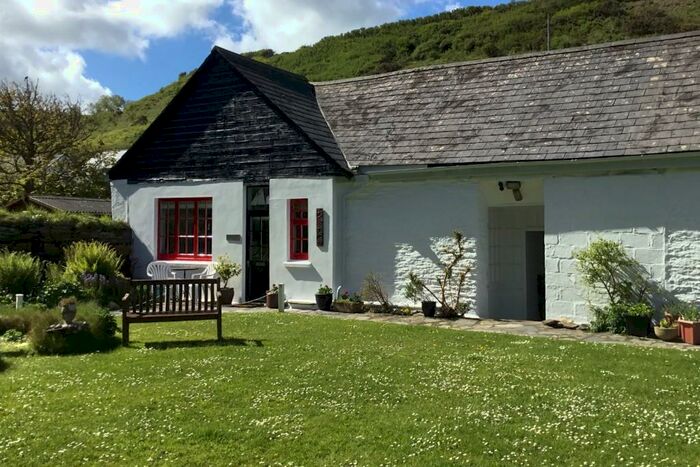 2 Bedroom Cottage For Sale In Port Gaverne, Cornwall, PL29
