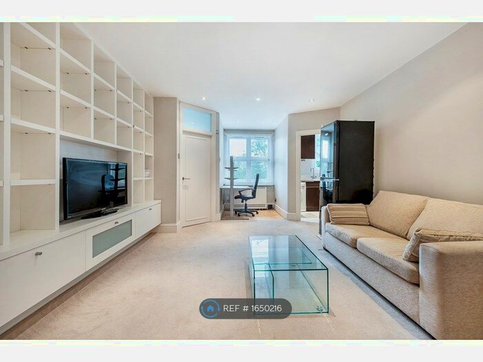 Studio To Rent In Addison House, London, NW8