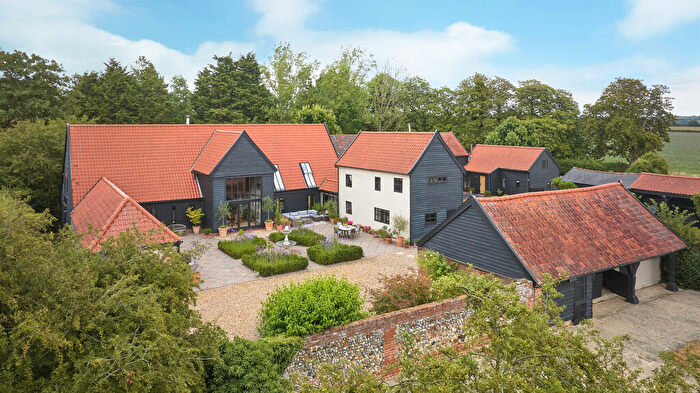 5 Bedroom Detached House For Sale In The Green, Borley, Suffolk, CO10