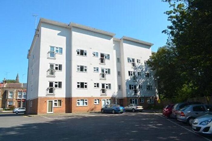 1 Bedroom Flat To Rent In Eaton Road, Margate, CT9
