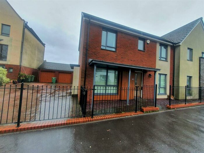 3 Bedroom Semi-Detached House To Rent In Bartley Wilson Way, Cardiff, CF11