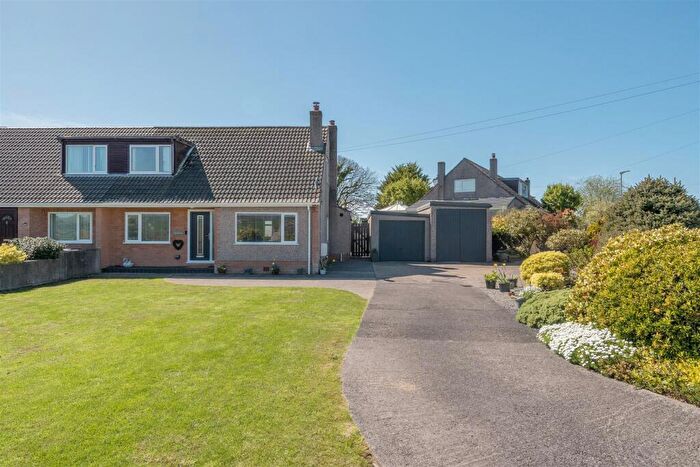 4 Bedroom Semi-Detached Bungalow For Sale In Bankfield, Beckermet, CA21
