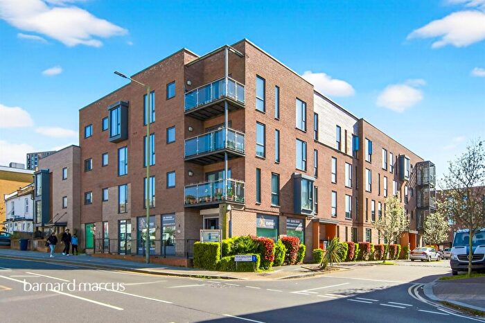 1 Bedroom Flat For Sale In Mornington Close, London, NW9