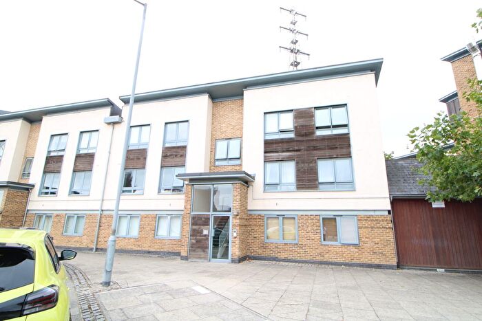 2 Bedroom Flat To Rent In Ballantyne Drive, Colchester, CO2