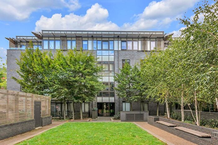 3 Bedroom Flat For Sale In Cecil Grove, NW8