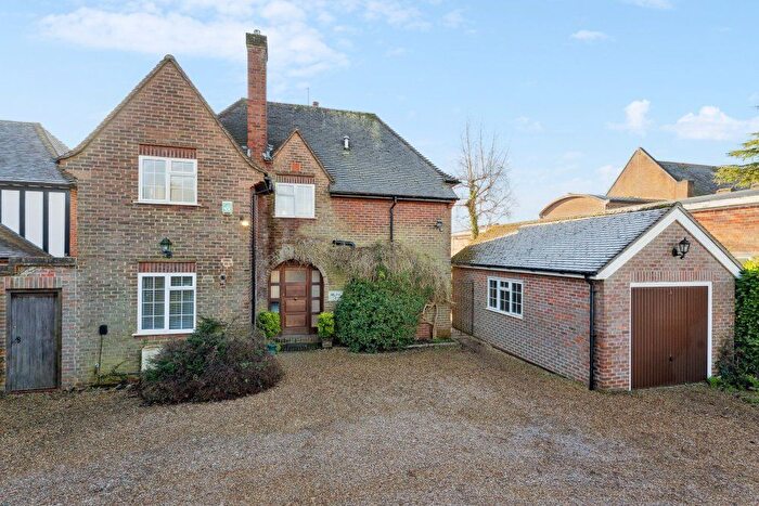 3 Bedroom Detached House To Rent In Grenfell Road, Beaconsfield, HP9