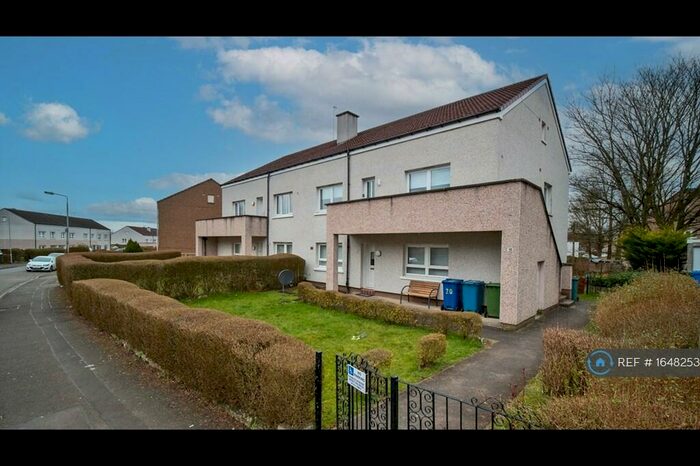 3 Bedroom Flat To Rent In Muirdykes Road, Glasgow, G52