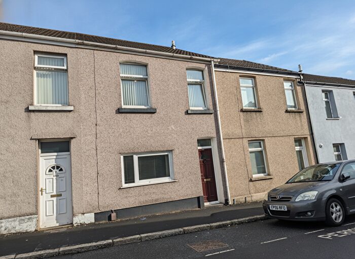 3 Bedroom Terraced House To Rent In Neath Road, Plasmarl, Swansea, SA6