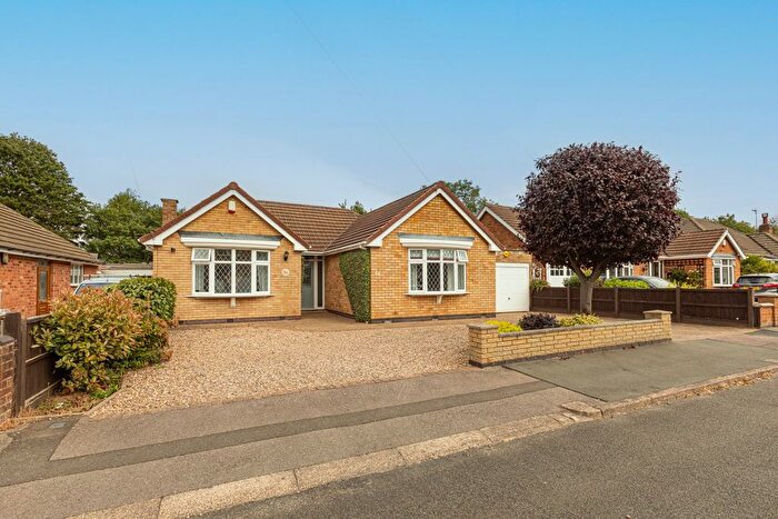 3 Bedroom Detached Bungalow For Sale In Grasmere Road, Wigston, Leicestershire, LE18
