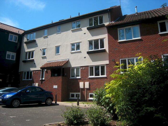 1 Bedroom Flat To Rent In Stuart Gardens, St Faiths Lane, Norwich, NR1