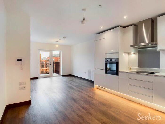 1 Bedroom Flat To Rent In Leander Heights, Mill Wood, Rosalind Drive, Maidstone, ME14